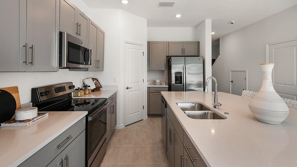 VINTERRA TOWNHOMES - Residential