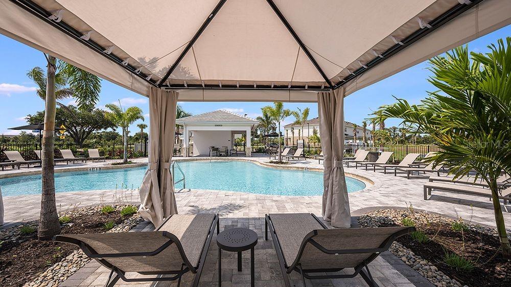 VINTERRA TOWNHOMES - Residential