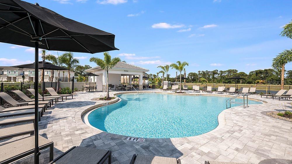 VINTERRA TOWNHOMES - Residential