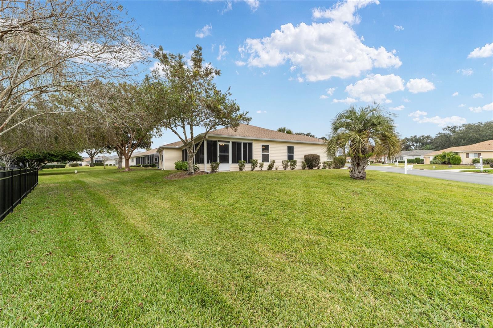 SPRUCE CREEK GOLF AND COUNTRY CLUB - Residential