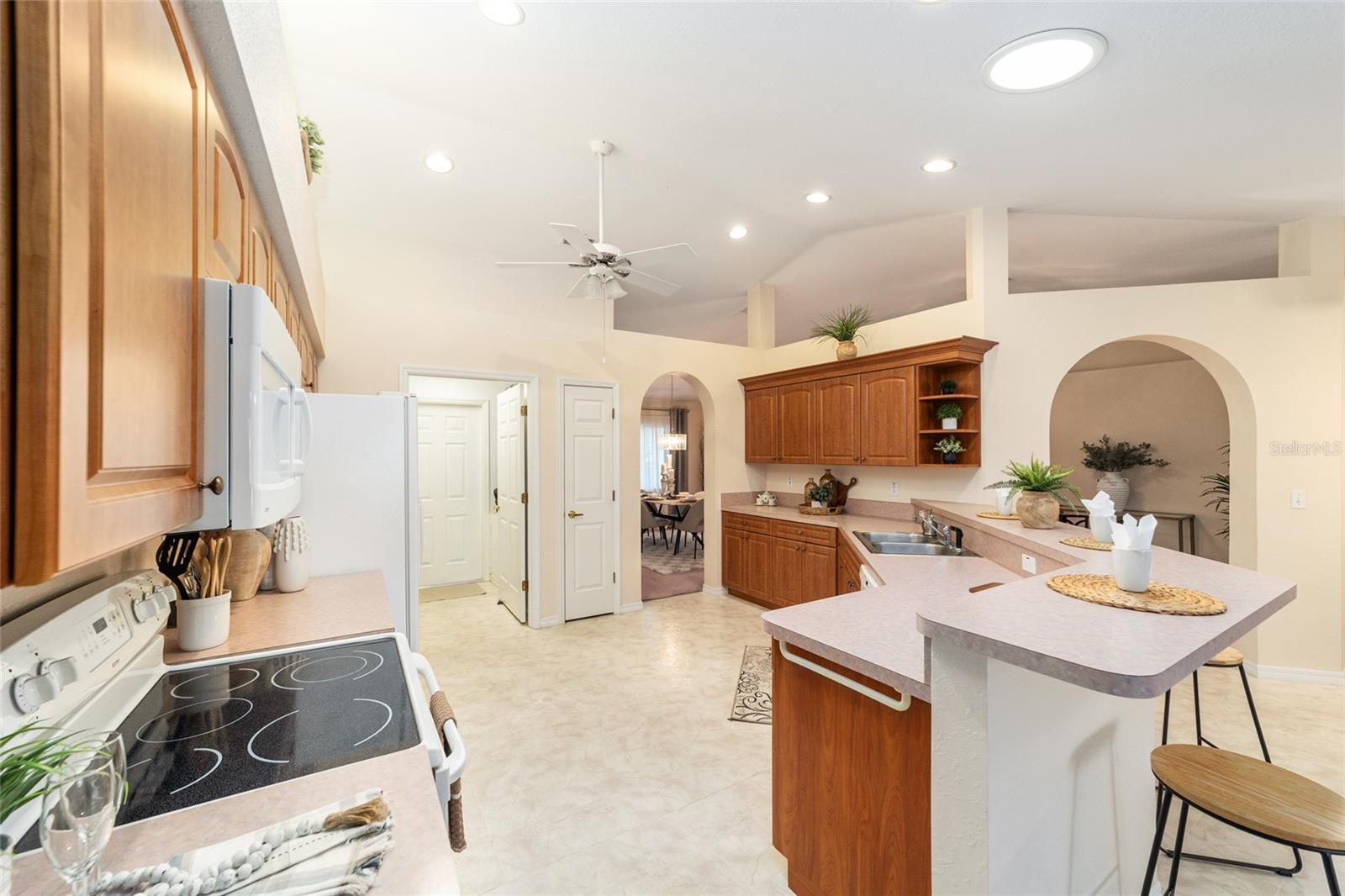 SPRUCE CREEK GOLF AND COUNTRY CLUB - Residential