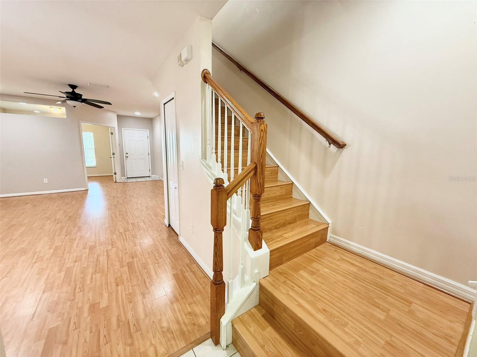 15922 FISHHAWK CREEK LANE