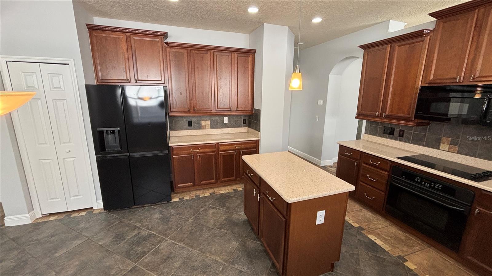 WATERFORD TRLS PH I - Residential Lease