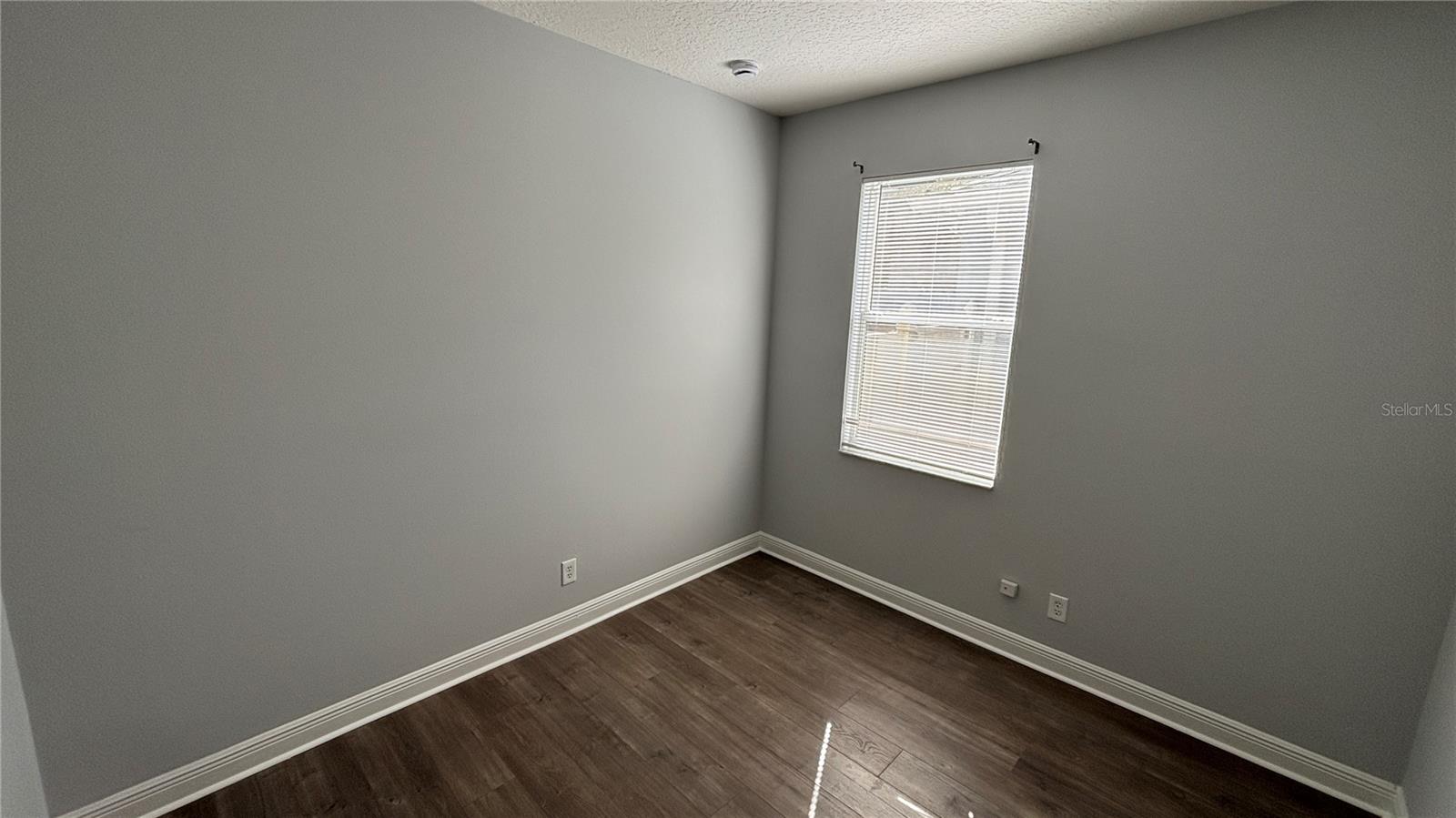 WATERFORD TRLS PH I - Residential Lease