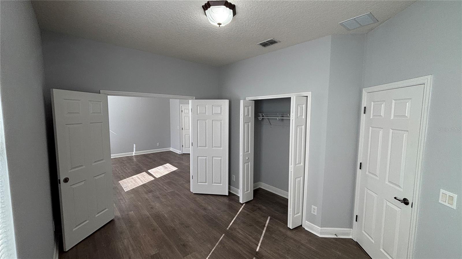 WATERFORD TRLS PH I - Residential Lease