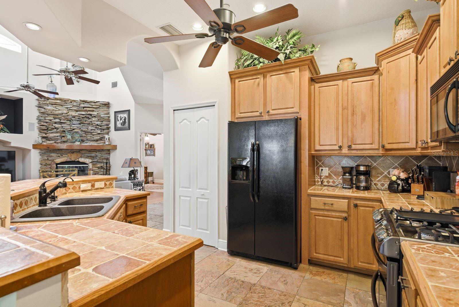 CRYSTAL BEACH HEIGHTS - Residential