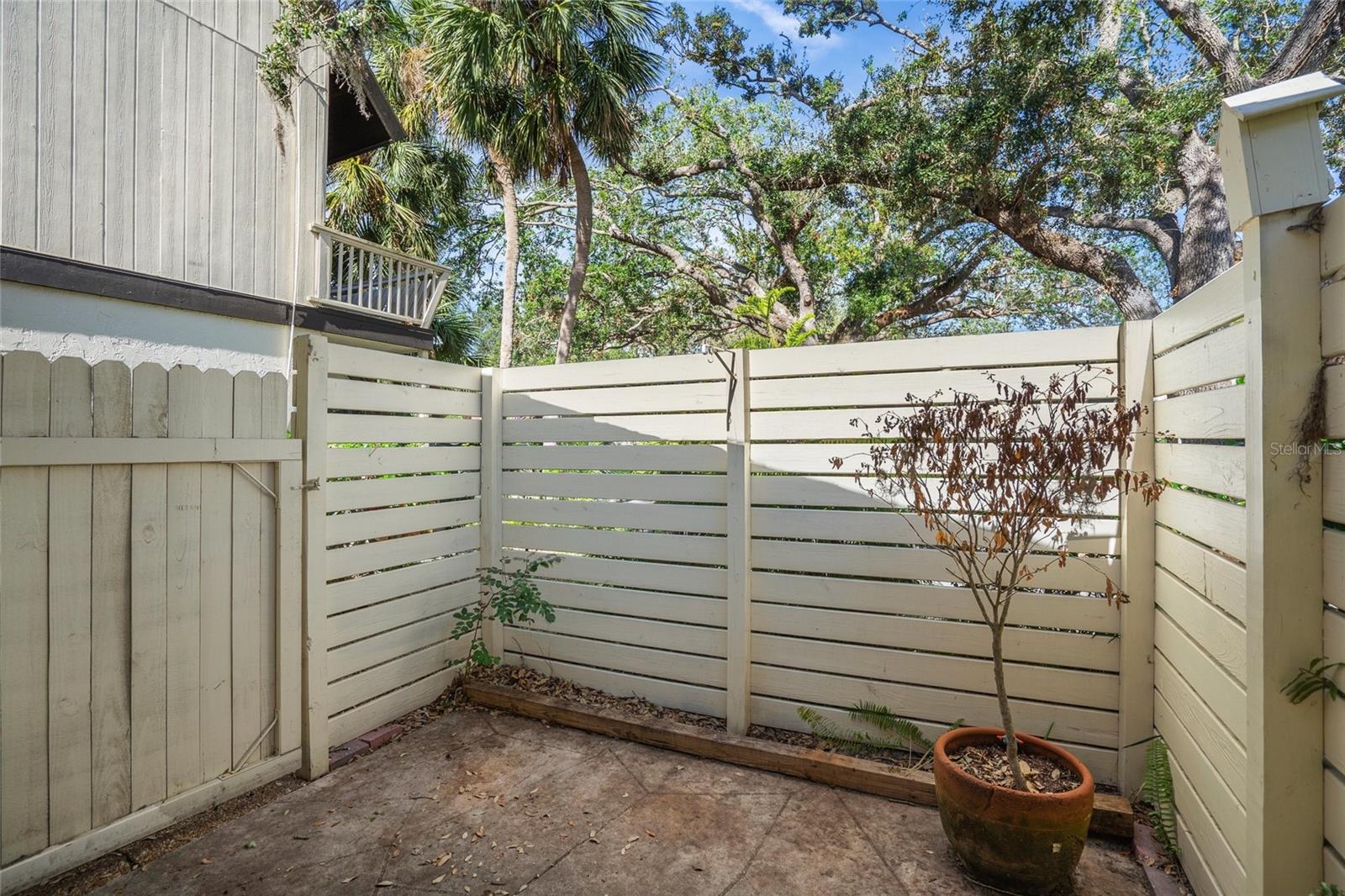 WOODSIDE VILLAGE EAST - Residential