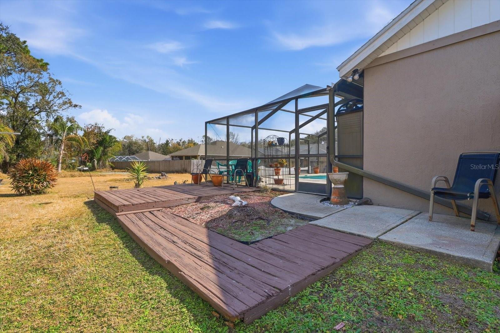 LAKE PADGETT PINES - Residential