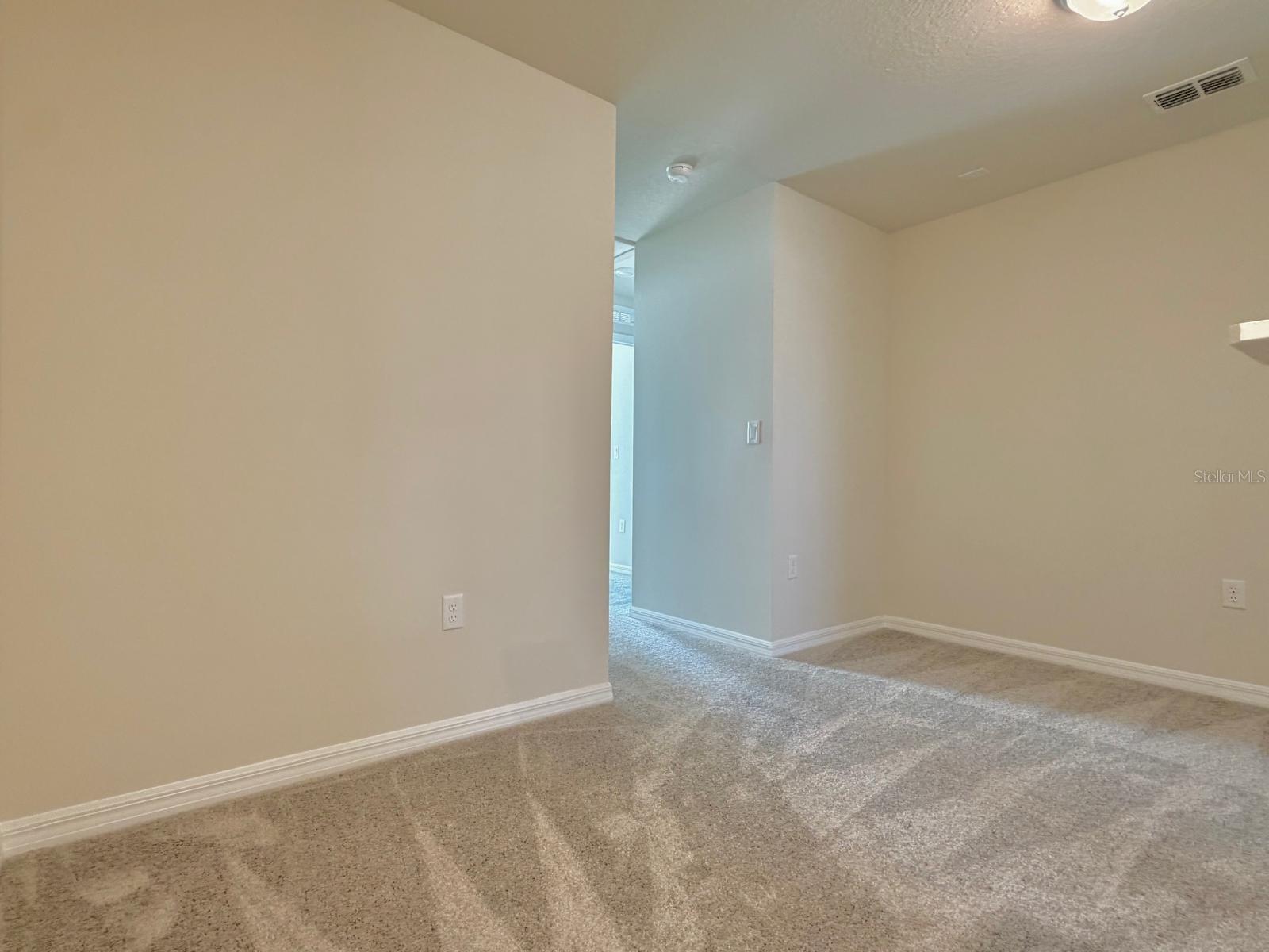 SILVERLEAF OAKS AT HAMLIN PHASE 3A - Residential Lease