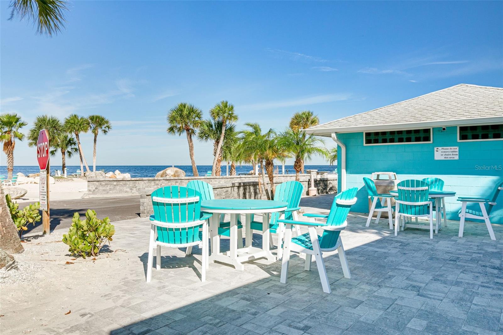 FLOR A MAR - Residential