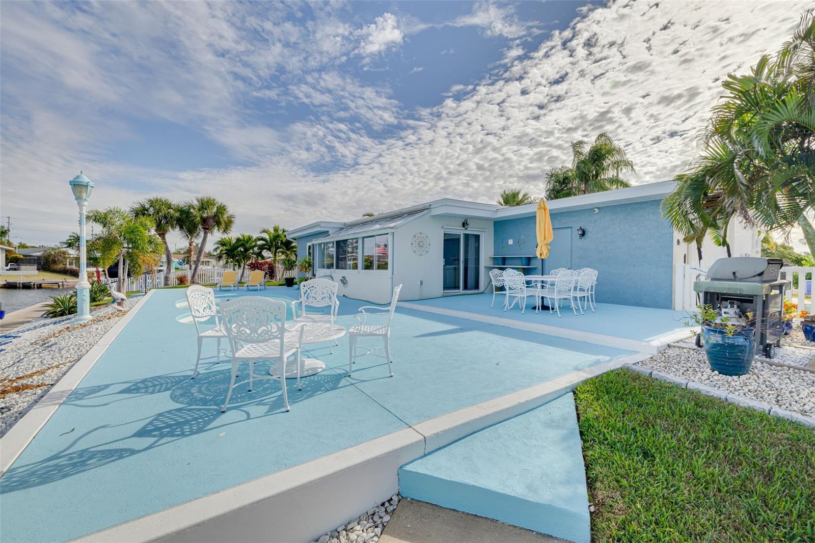 FLOR A MAR - Residential