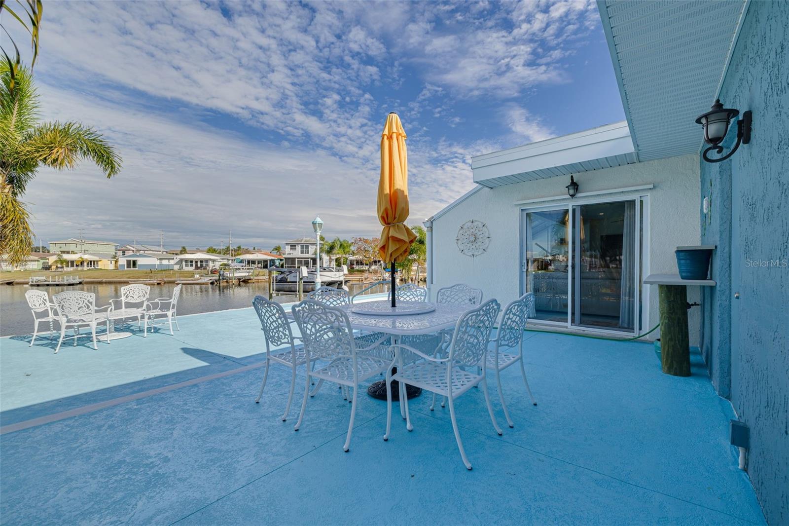 FLOR A MAR - Residential