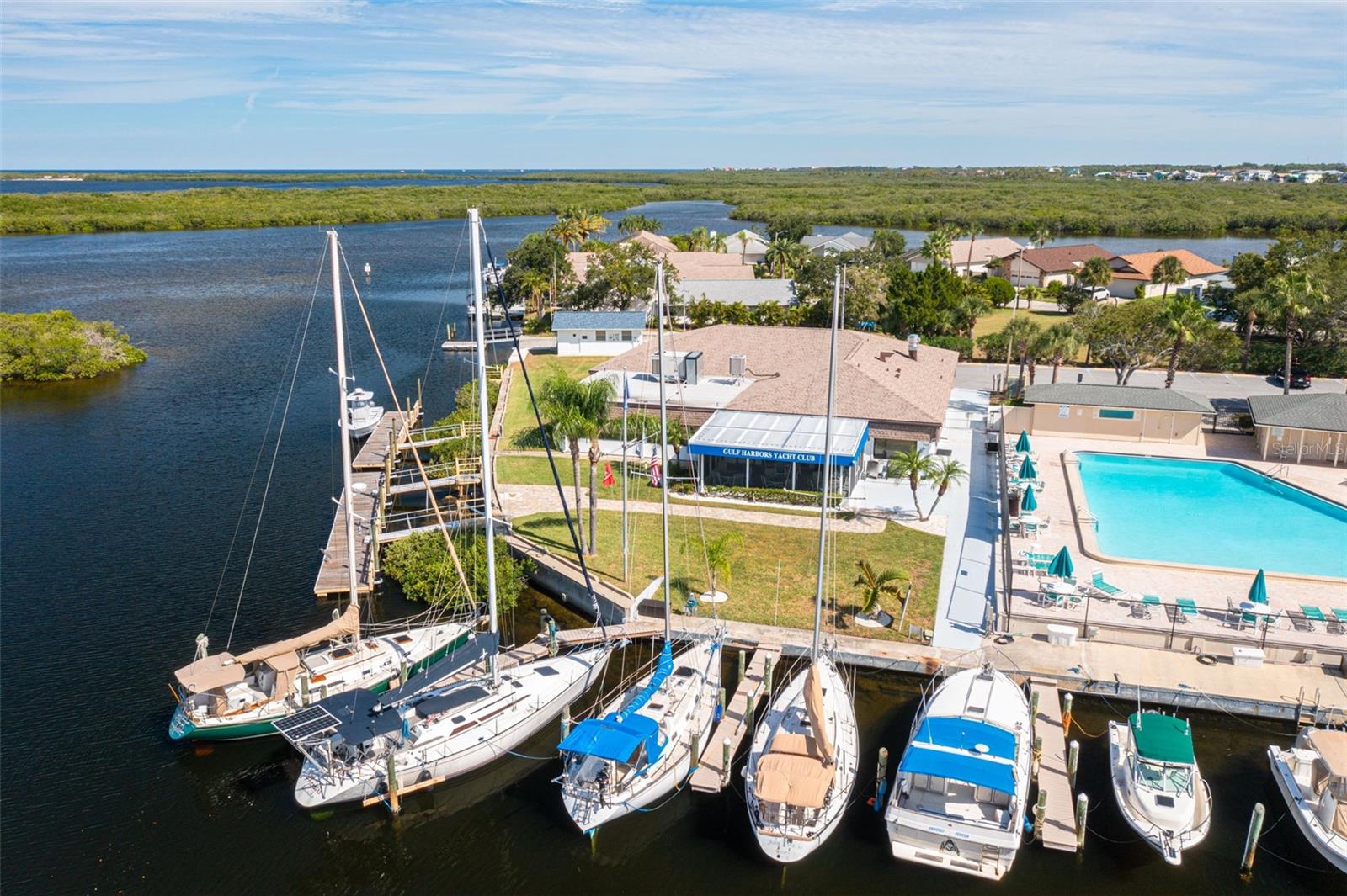 FLOR A MAR - Residential