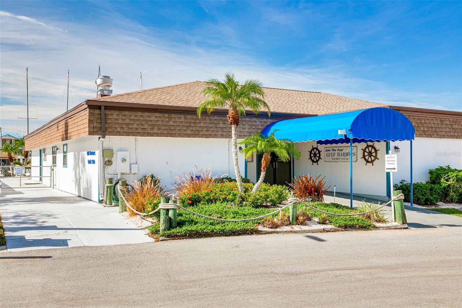 FLOR A MAR - Residential