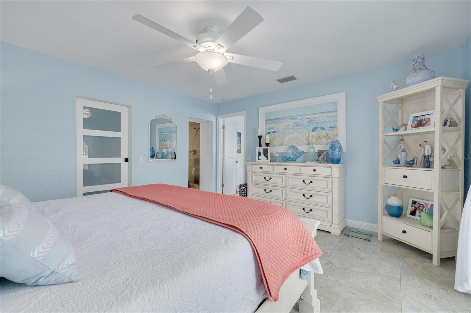 FLOR A MAR - Residential