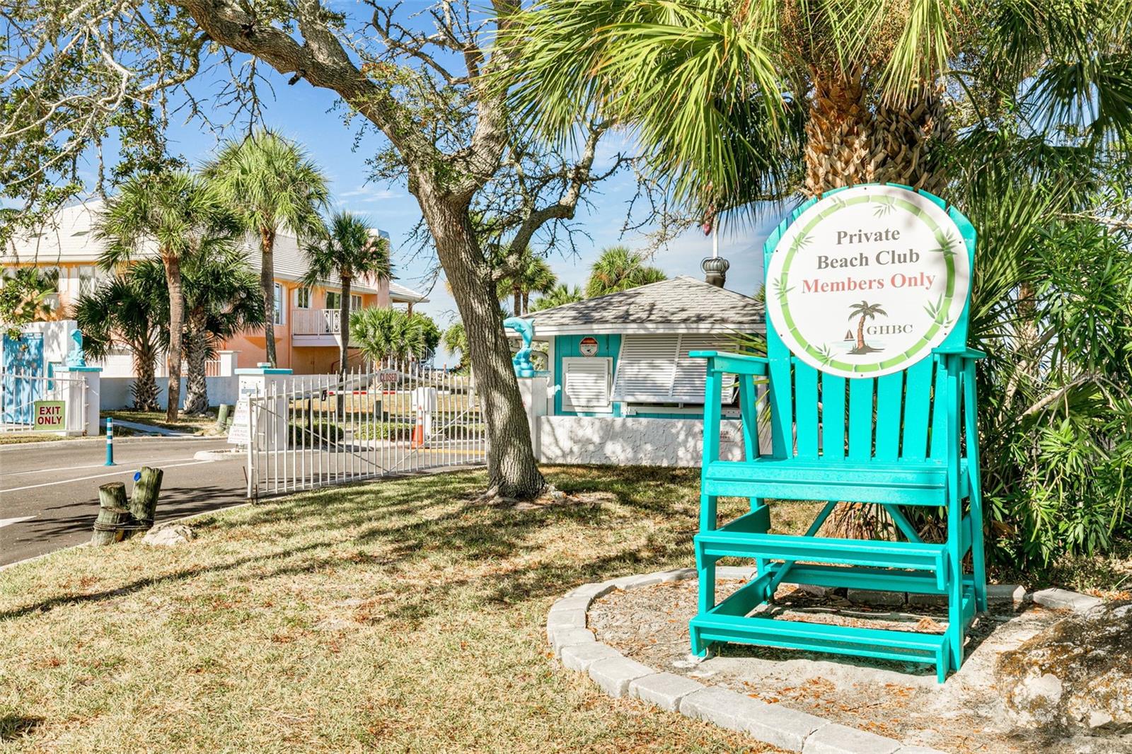 FLOR A MAR - Residential