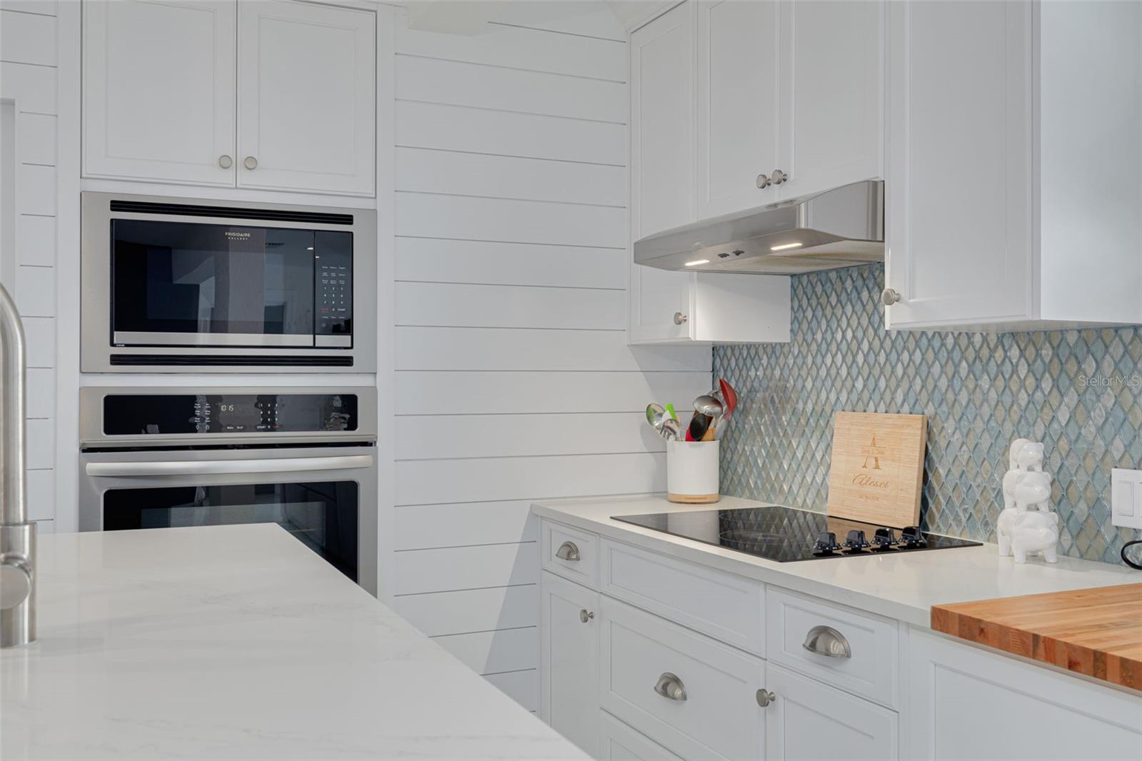 FLOR A MAR - Residential