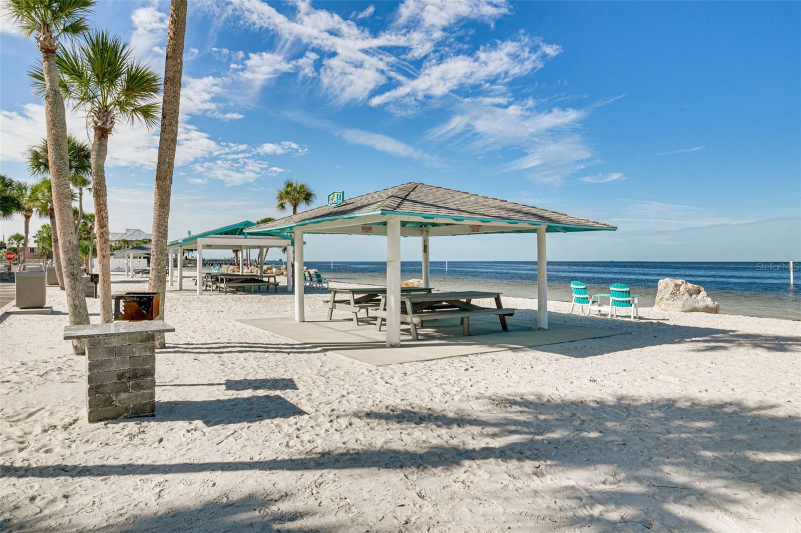 FLOR A MAR - Residential