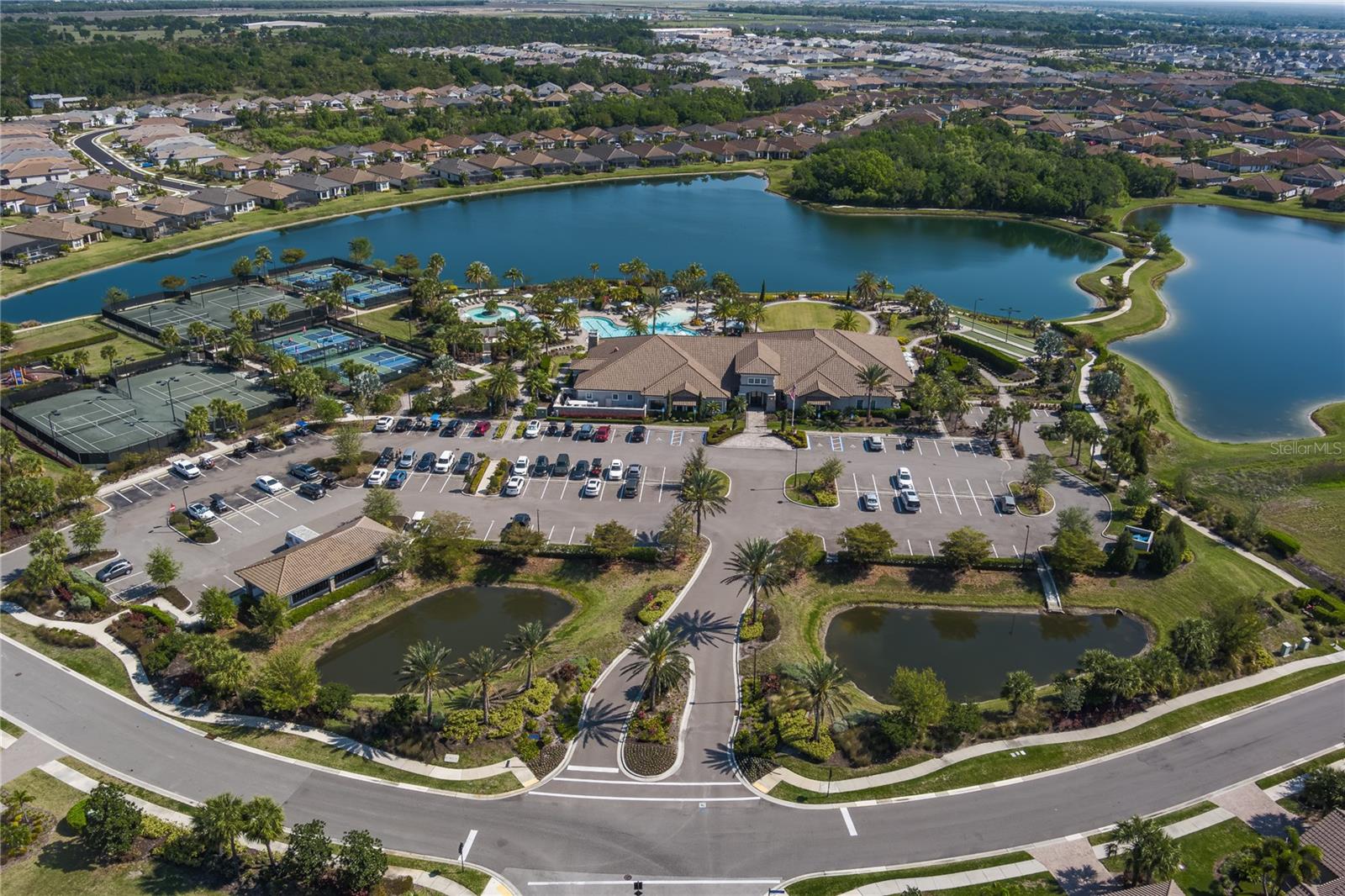 ARTISAN LAKES ESPLANADE PH III SP A-E - Residential