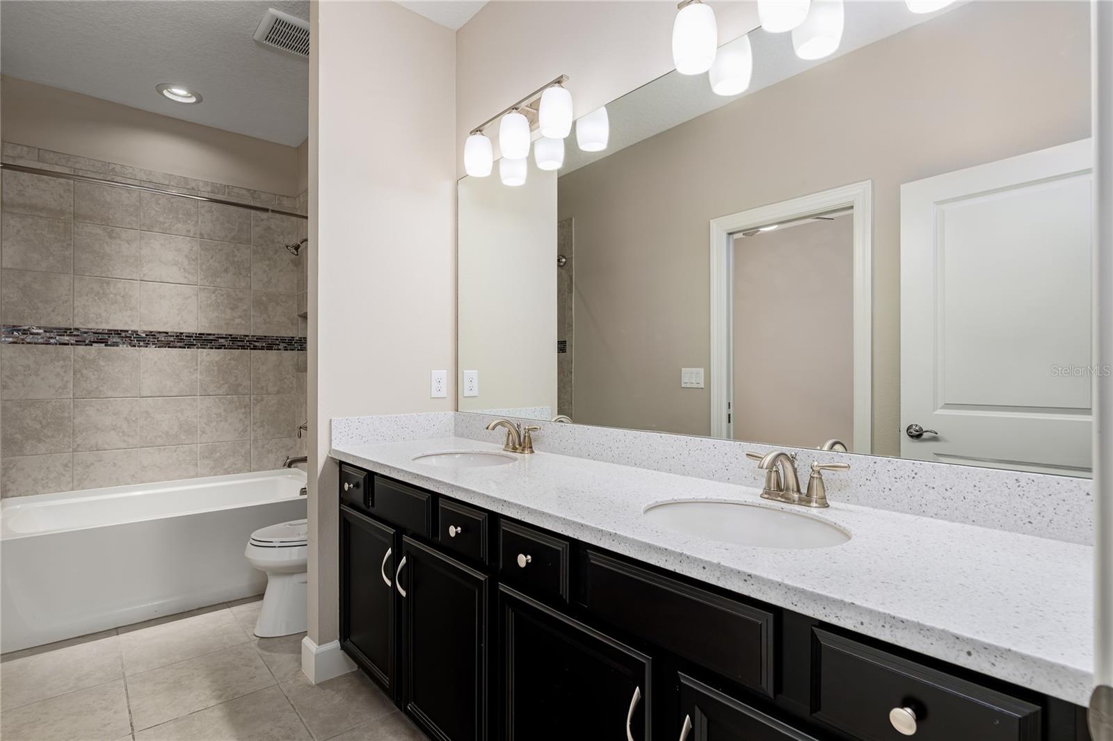 ARTISAN LAKES ESPLANADE PH III SP A-E - Residential