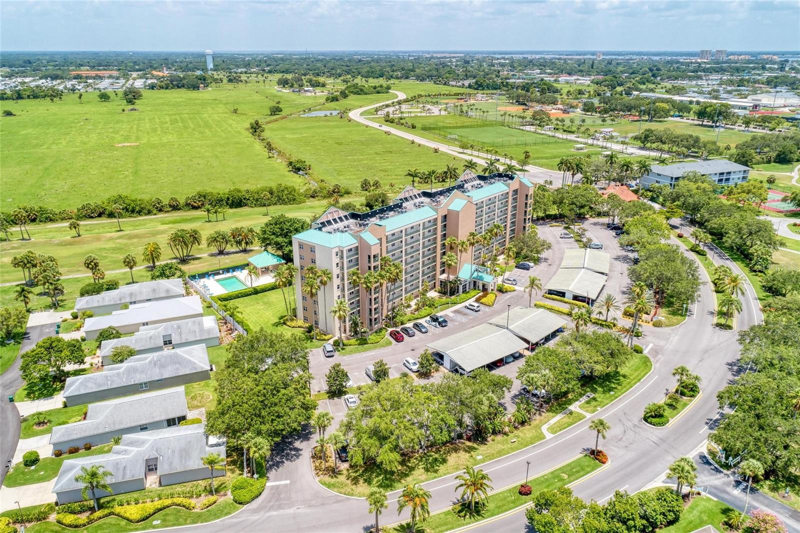 THE TERRA CEIA CLUB - Residential