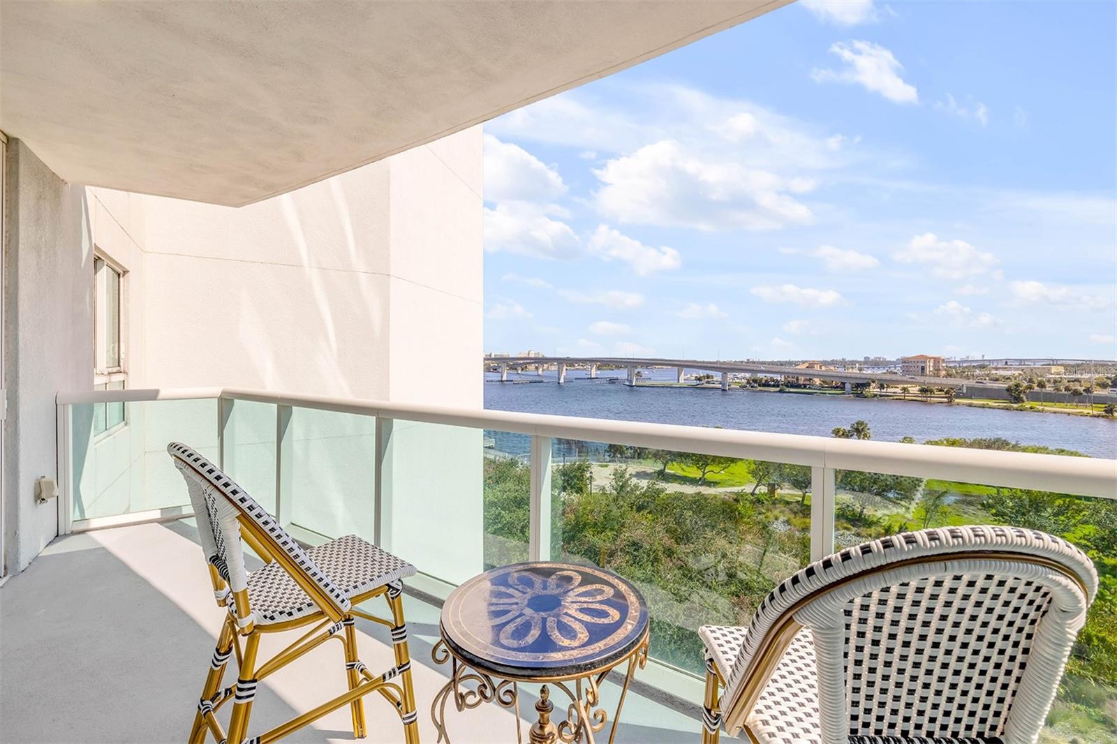 MARINA GRANDE/HALIFAX 01 - Residential