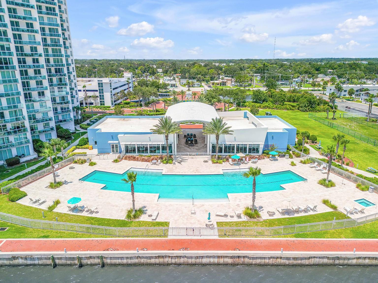 MARINA GRANDE/HALIFAX 01 - Residential