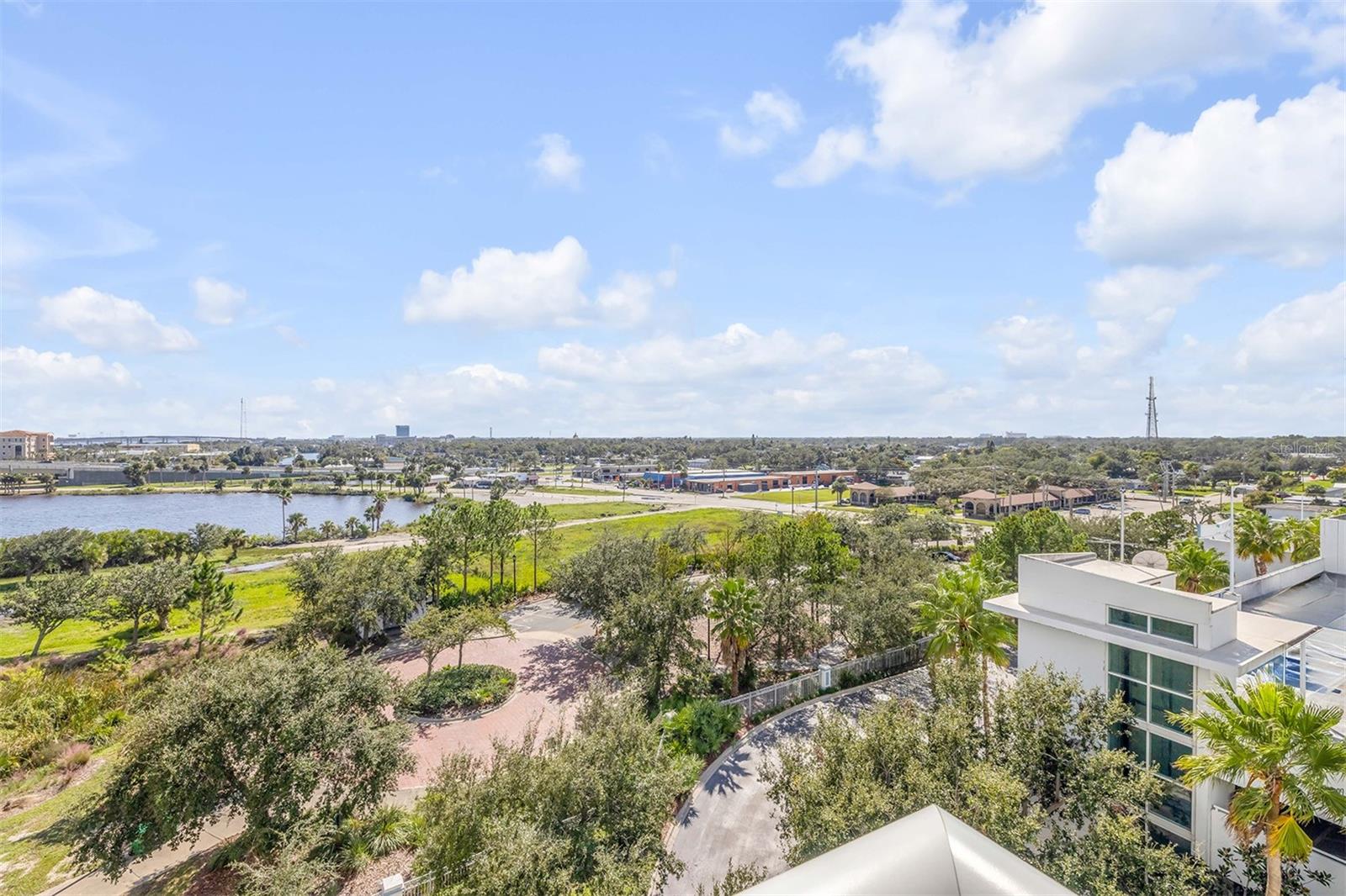 MARINA GRANDE/HALIFAX 01 - Residential