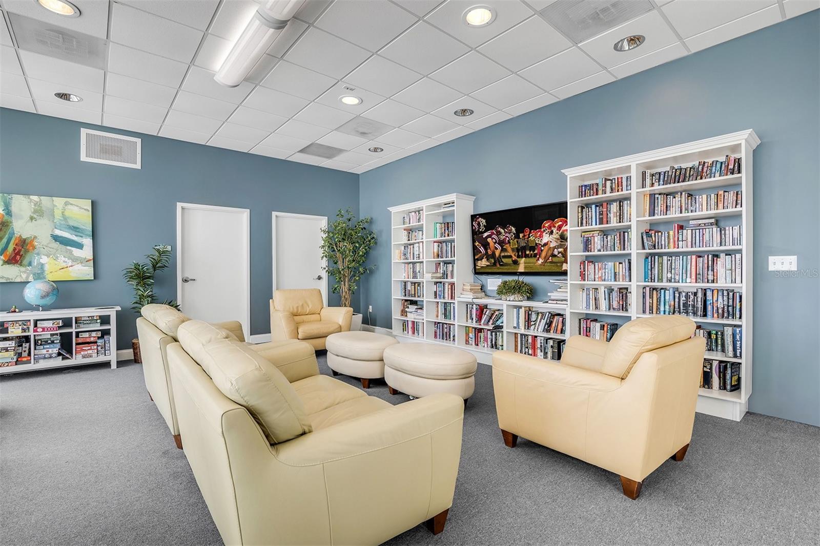 MARINA GRANDE/HALIFAX 01 - Residential