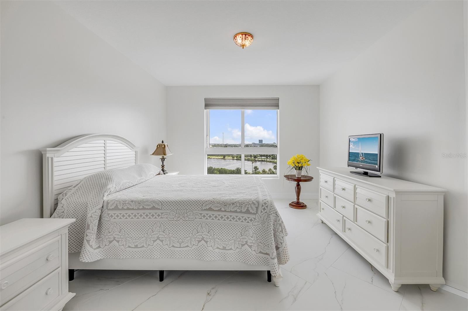 MARINA GRANDE/HALIFAX 01 - Residential