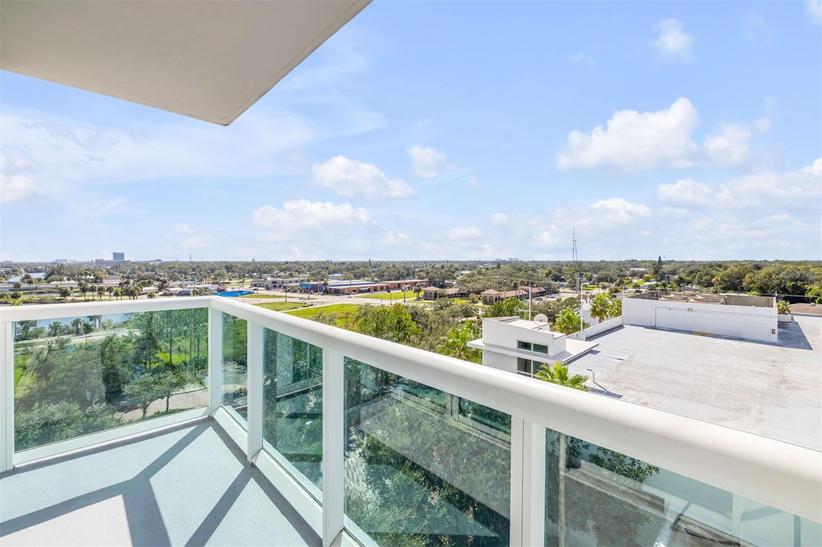 MARINA GRANDE/HALIFAX 01 - Residential