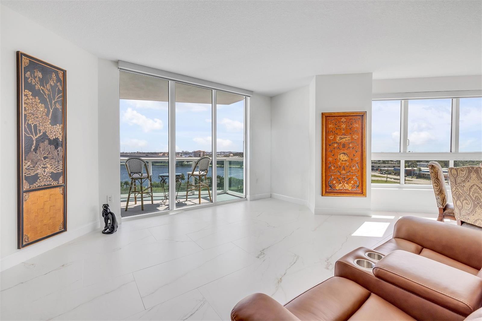 MARINA GRANDE/HALIFAX 01 - Residential