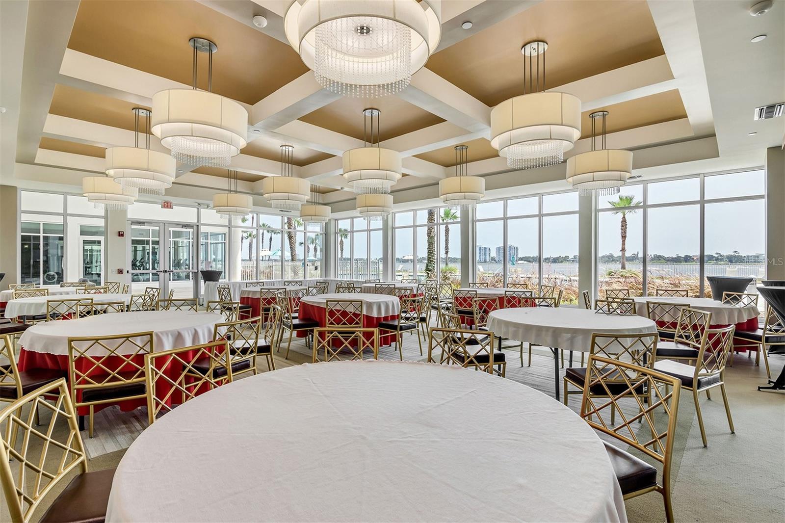 MARINA GRANDE/HALIFAX 01 - Residential