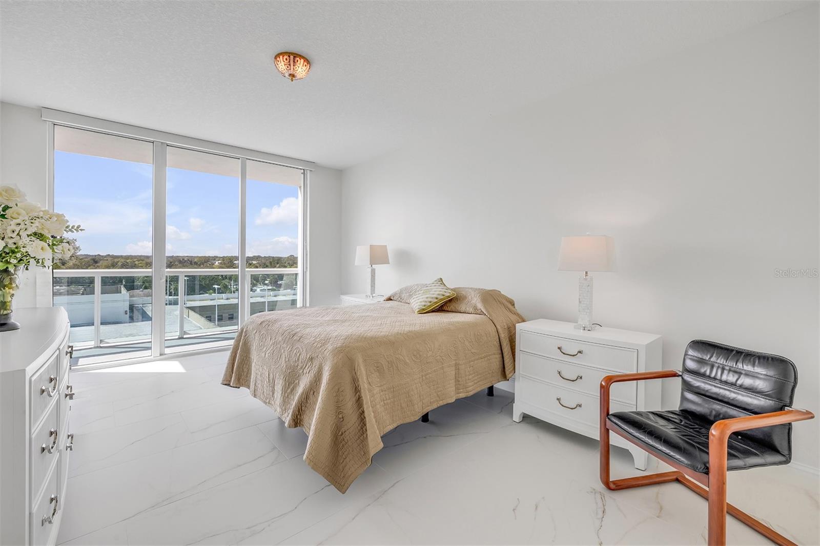 MARINA GRANDE/HALIFAX 01 - Residential