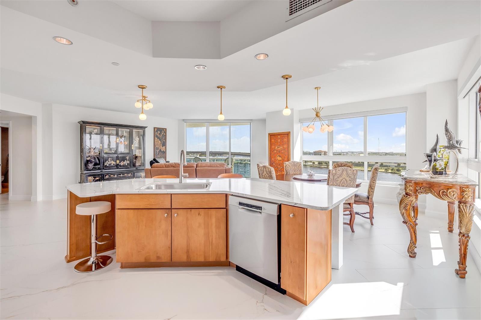 MARINA GRANDE/HALIFAX 01 - Residential