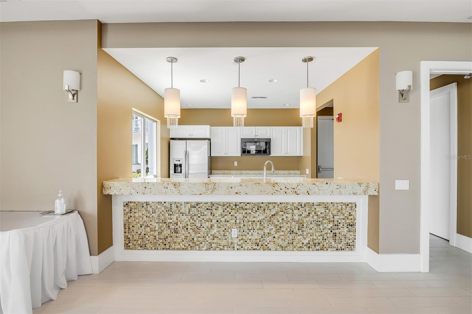 MARINA GRANDE/HALIFAX 01 - Residential