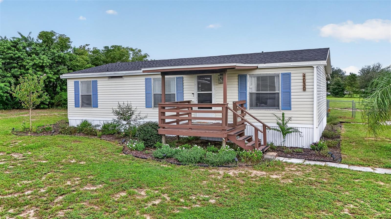 4030 ROLLING HILLS COURT W