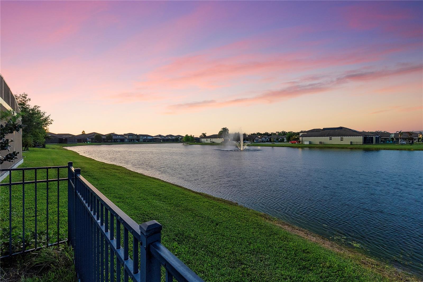 LAKESHORE AT NARCOOSSEE PH 1 - Residential