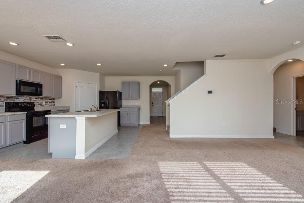 SQUIRES GROVE - Residential