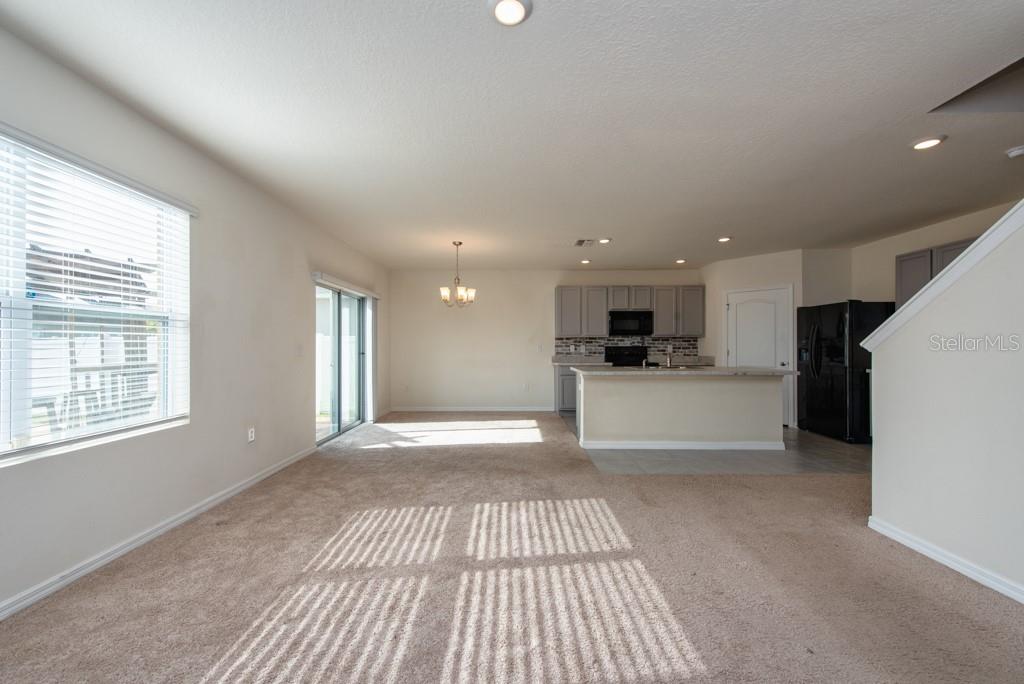 SQUIRES GROVE - Residential