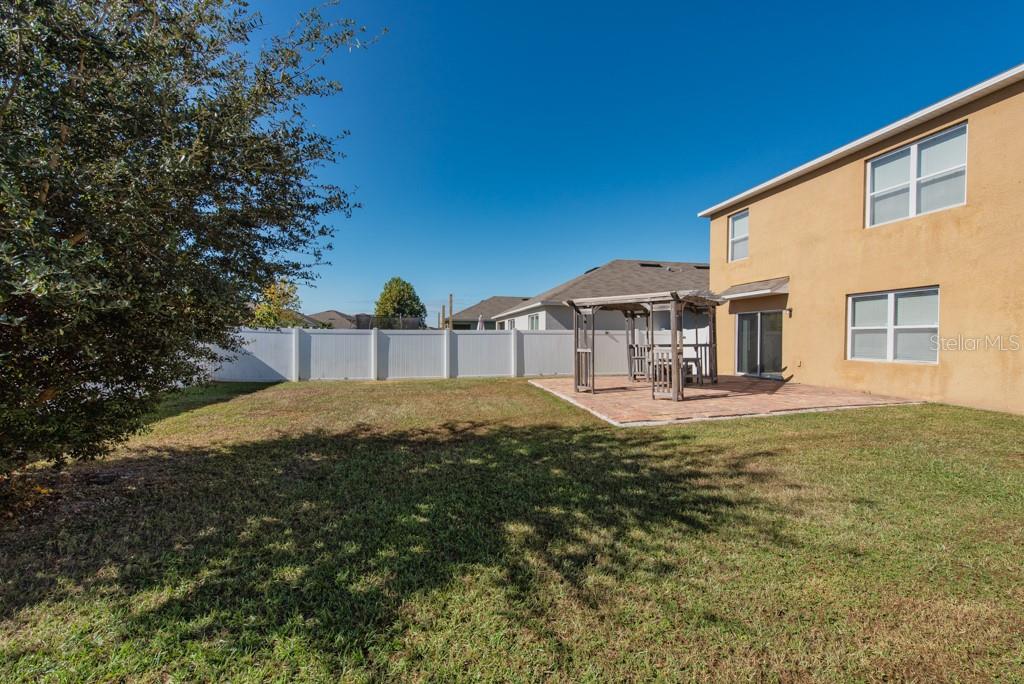 SQUIRES GROVE - Residential