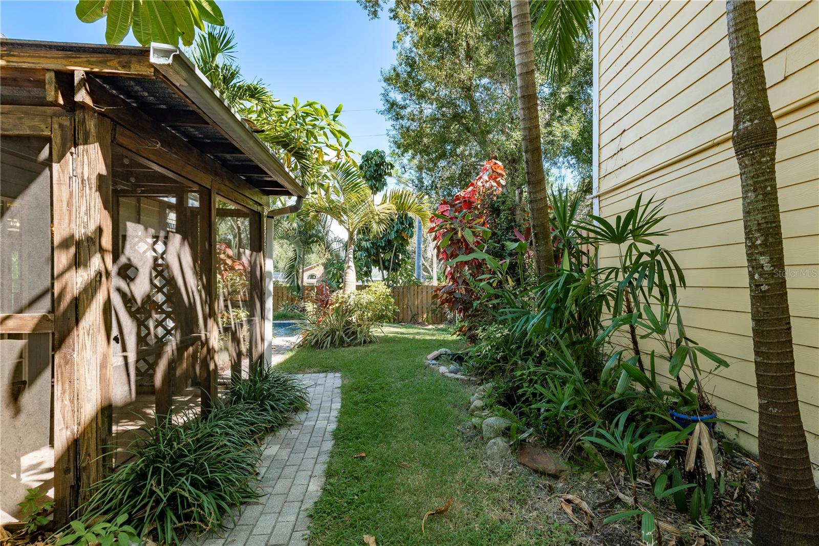 VILLAGE OF WOODLAND HILLS - Residential