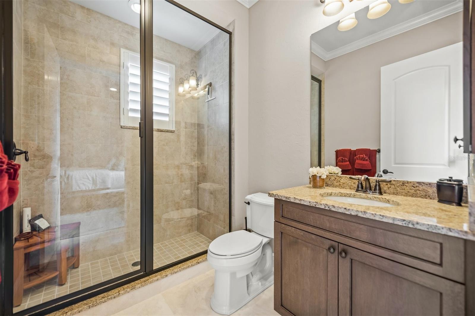 MANGROVE POINT - Residential