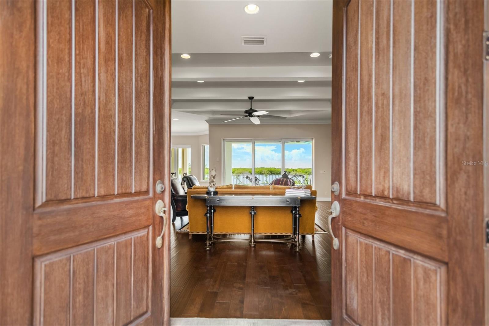 MANGROVE POINT - Residential