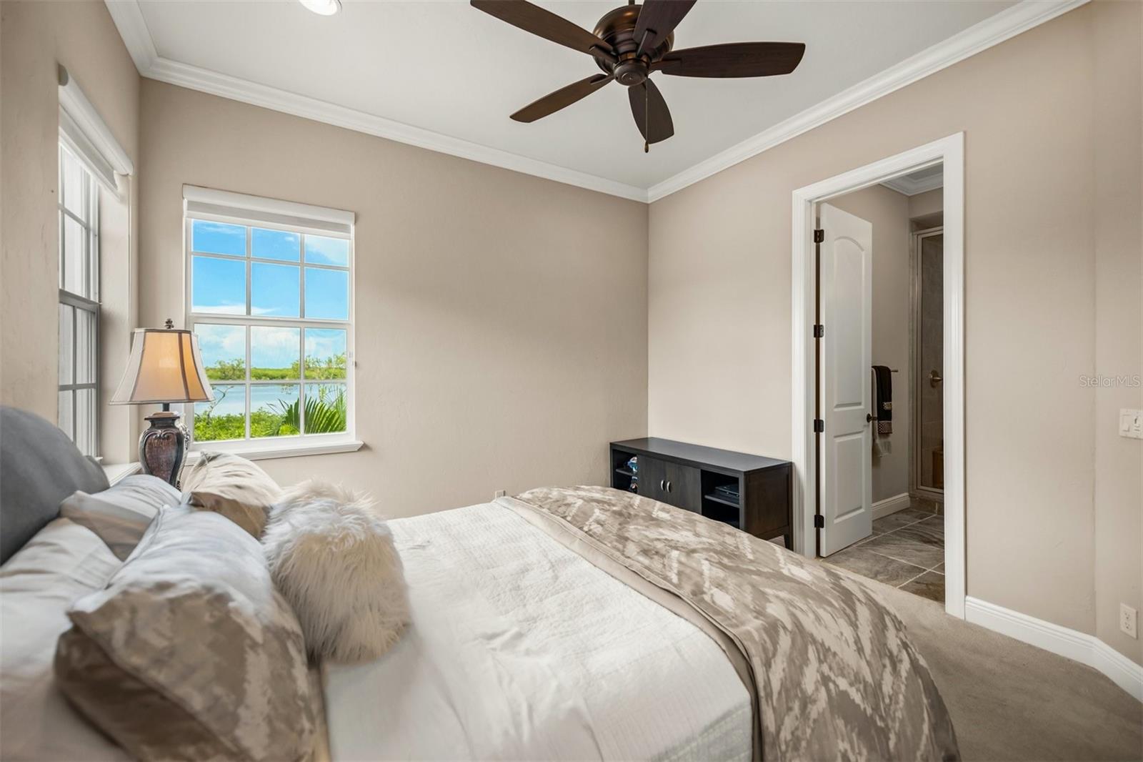 MANGROVE POINT - Residential