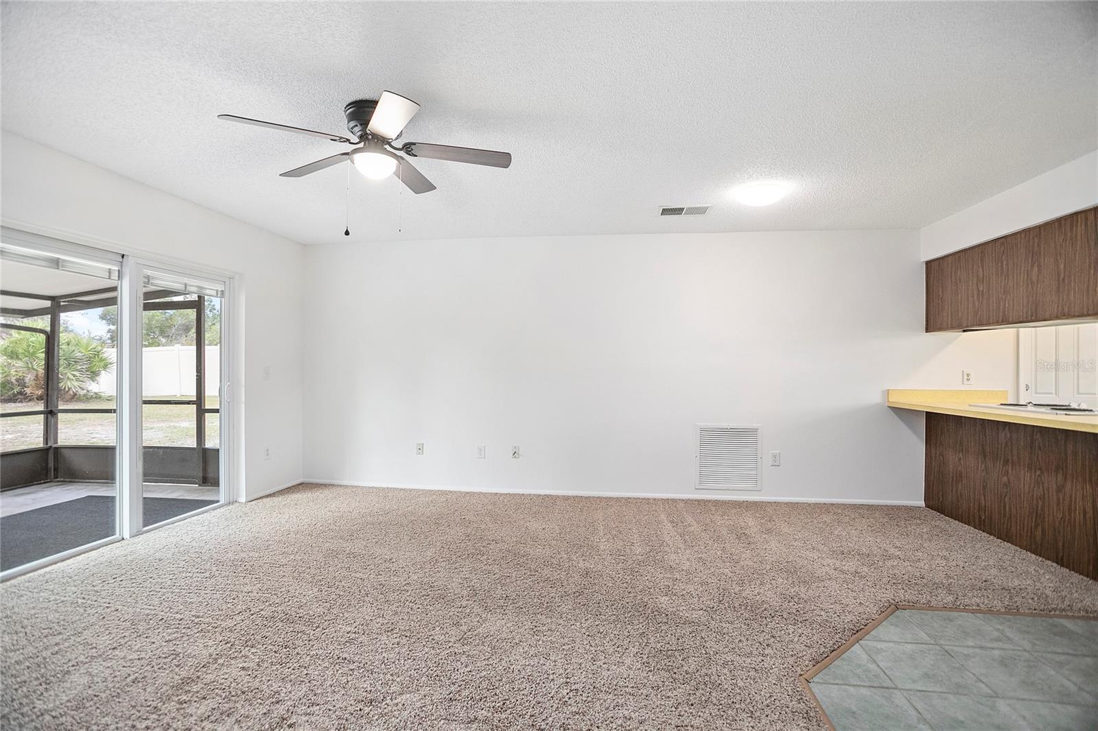 DELTONA LAKES UNIT 07 - Residential