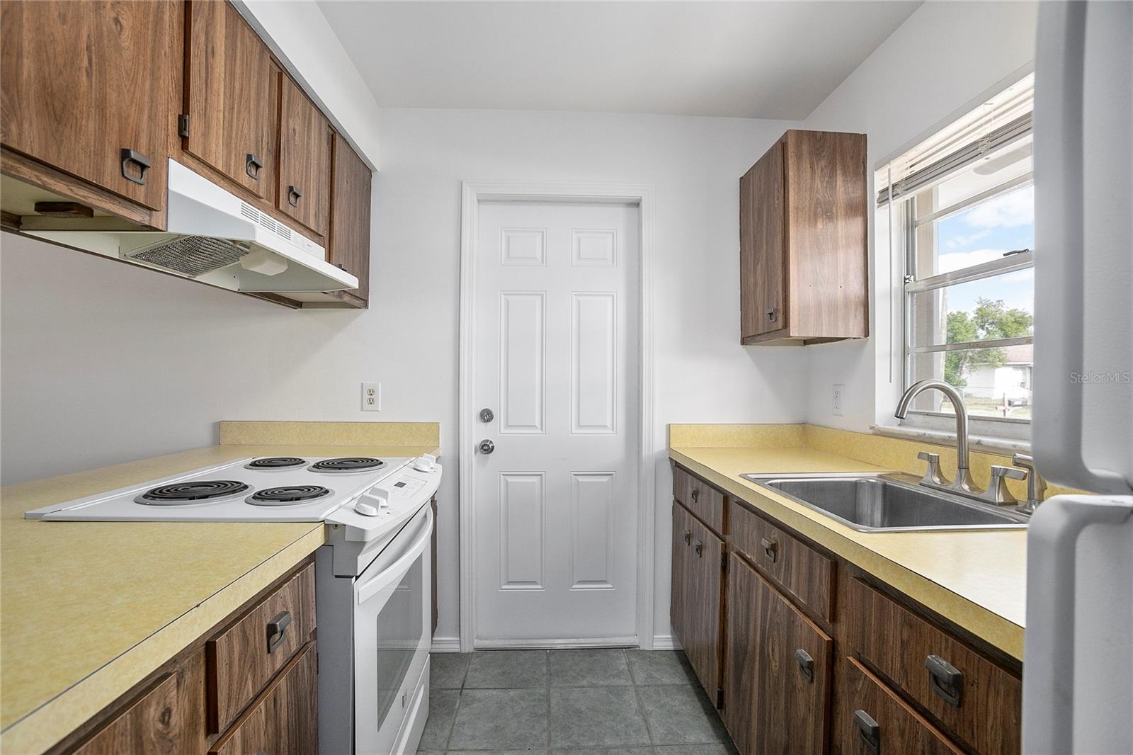 DELTONA LAKES UNIT 07 - Residential