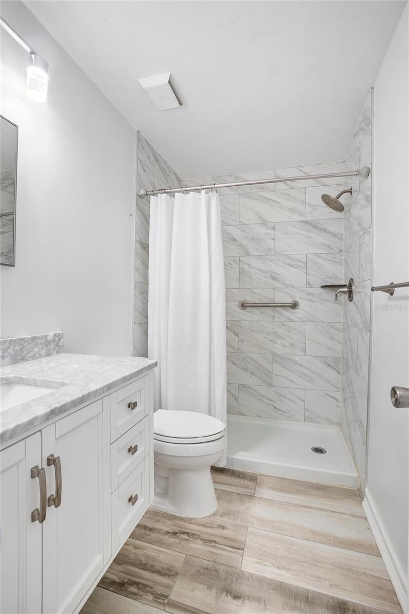 DELTONA LAKES UNIT 07 - Residential