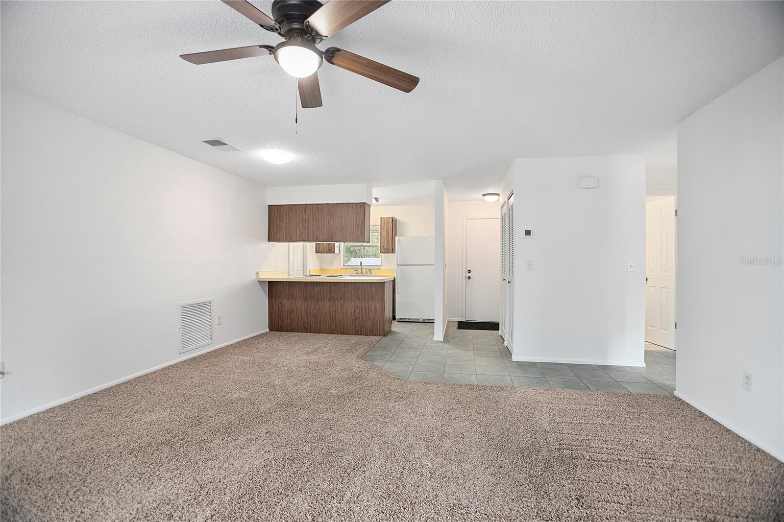 DELTONA LAKES UNIT 07 - Residential