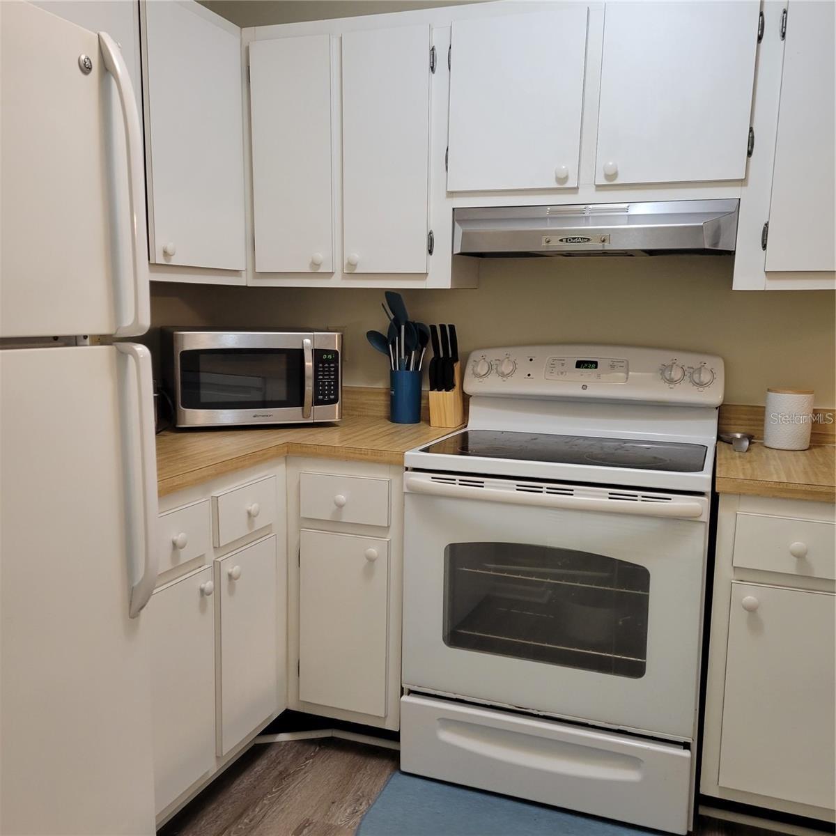 VILLAGE BROOKE SEC 3 - Residential Lease